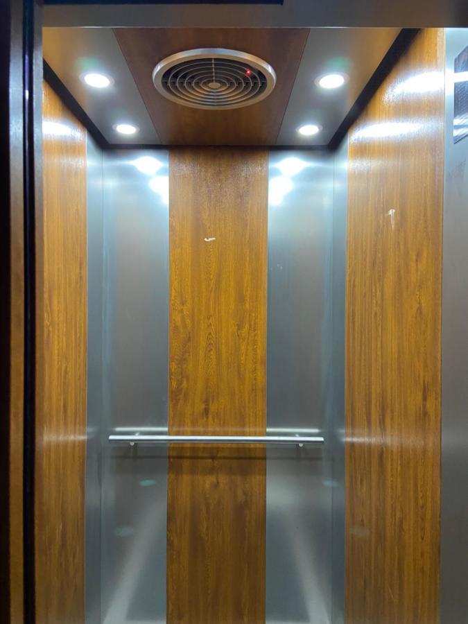 Le Shiv Executive Suite テーニ エクステリア 写真